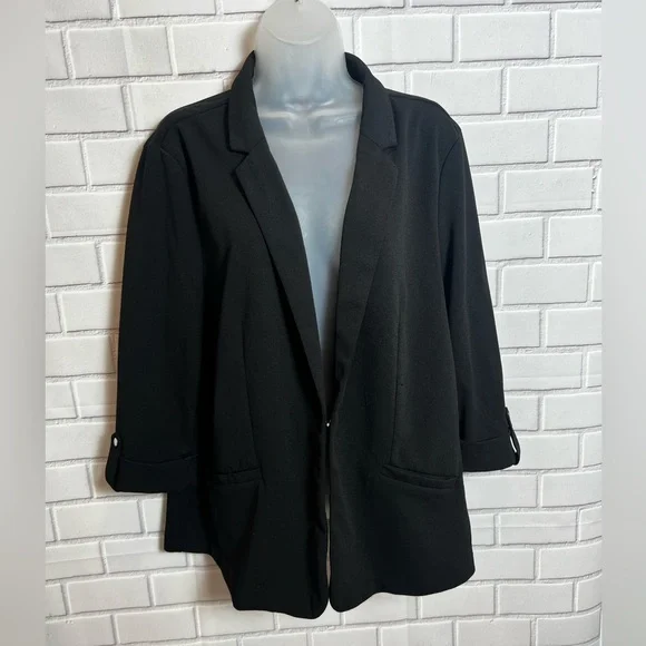 LOVE SCARLETT women black 3/4 sleeves blazer/size XL - Picture 1 of 8